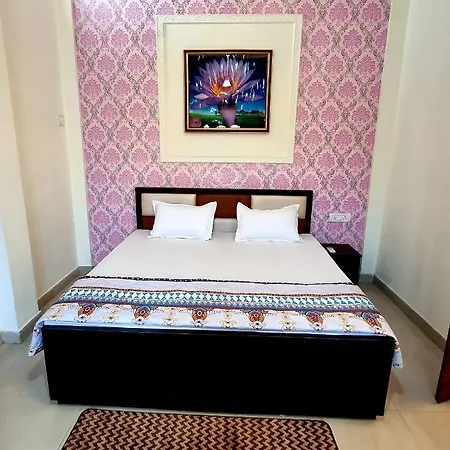 Aditya Premium Homestay- Furnished Air Conditioned- 2Bhk Jabalpur Exterior photo